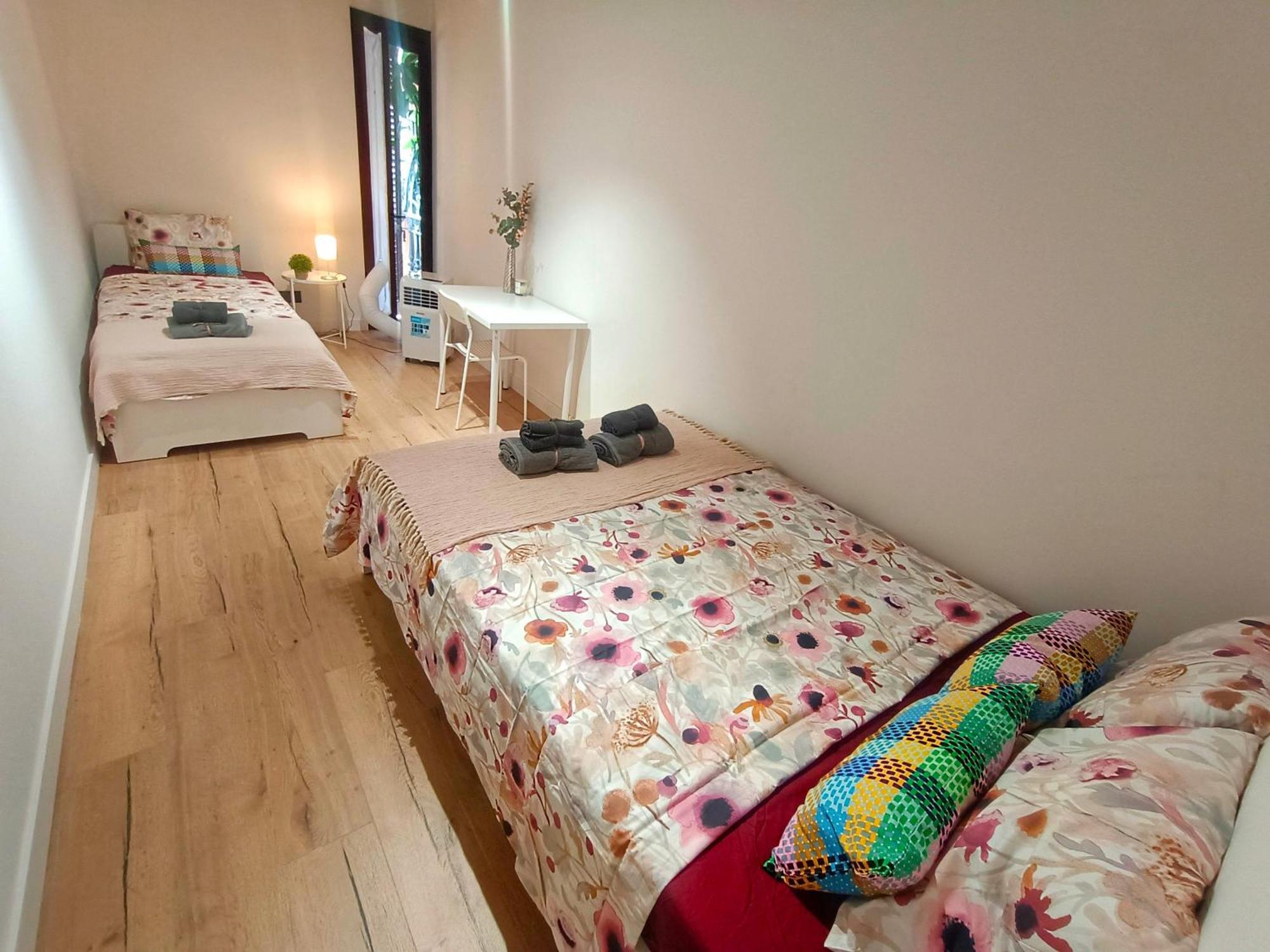 Private Room By El Born Barcelona Ngoại thất bức ảnh